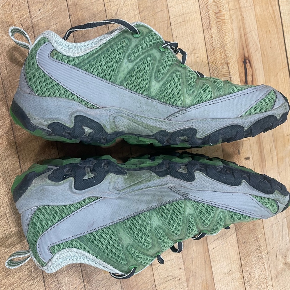 Green and Gray Trail Running Shoes with Breathable Mesh - Picture 8 of 9